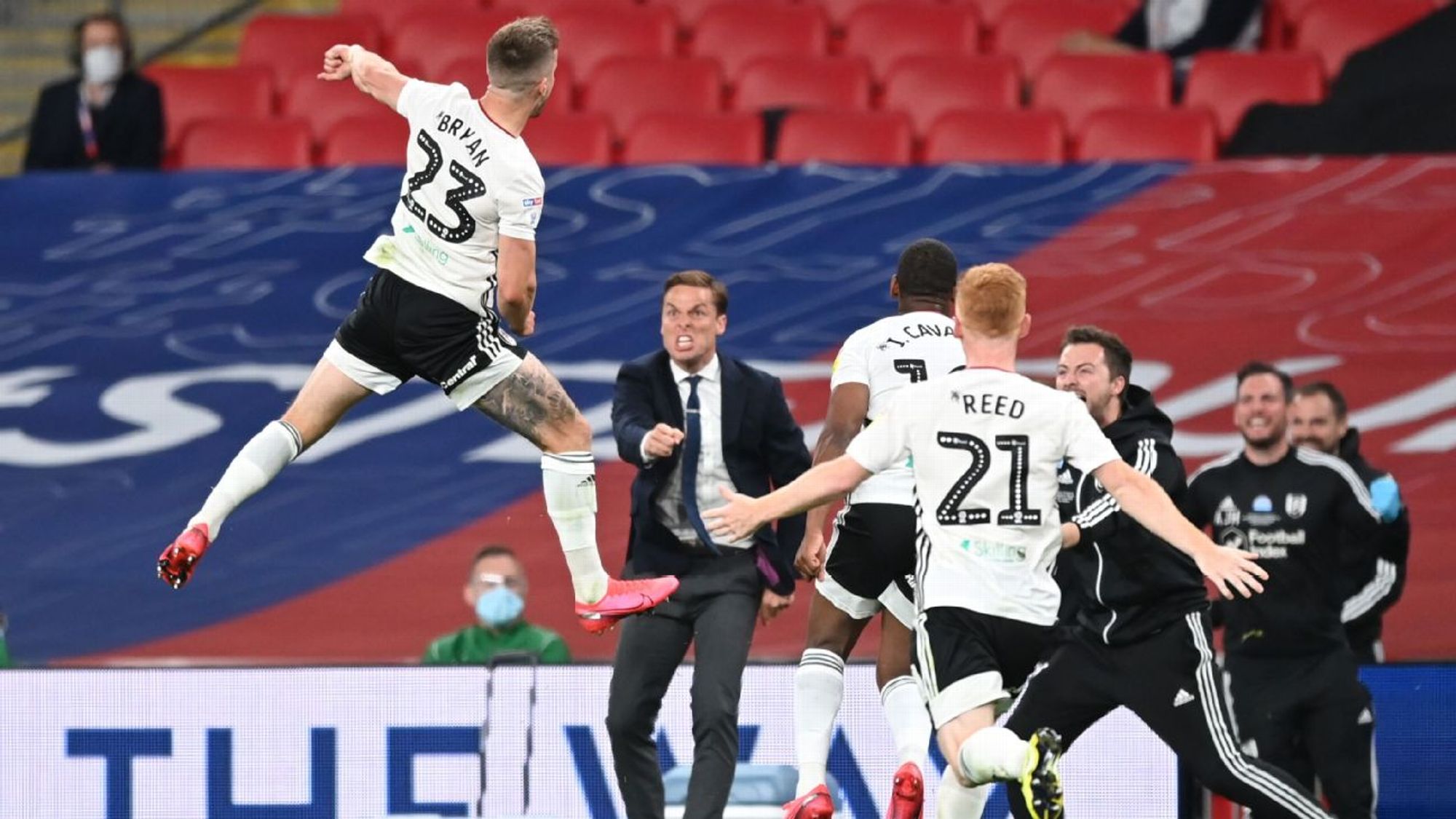 与此同时 与此同时